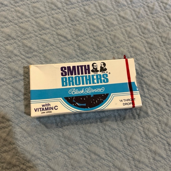 Smith Brothers Vintage Black Licorice Vitamin C Throat Drops Collector’s 14 Ct - Picture 6 of 6